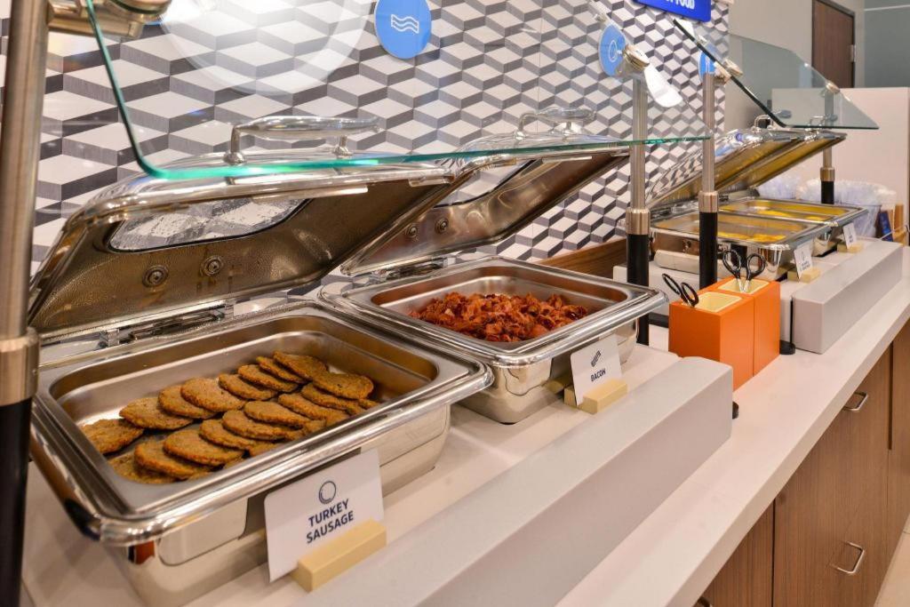 Holiday Inn Express Crockett By Ihg Ngoại thất bức ảnh