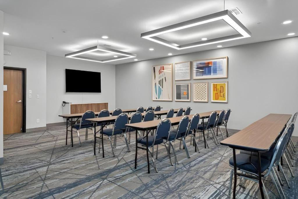 Holiday Inn Express Crockett By Ihg Ngoại thất bức ảnh
