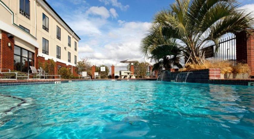 Holiday Inn Express Crockett By Ihg Ngoại thất bức ảnh