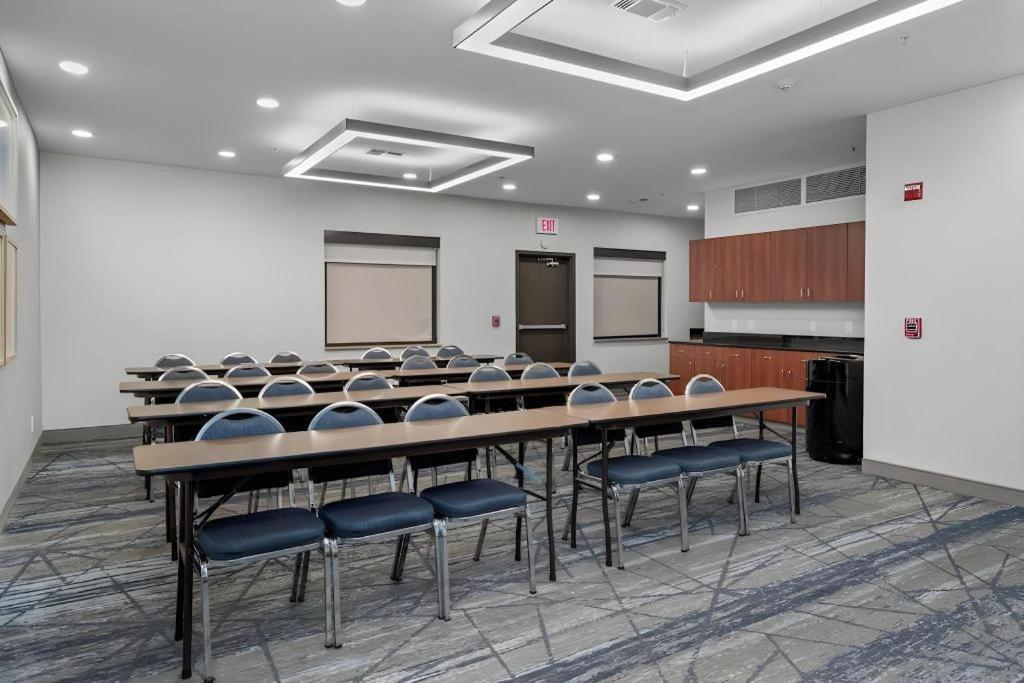 Holiday Inn Express Crockett By Ihg Ngoại thất bức ảnh